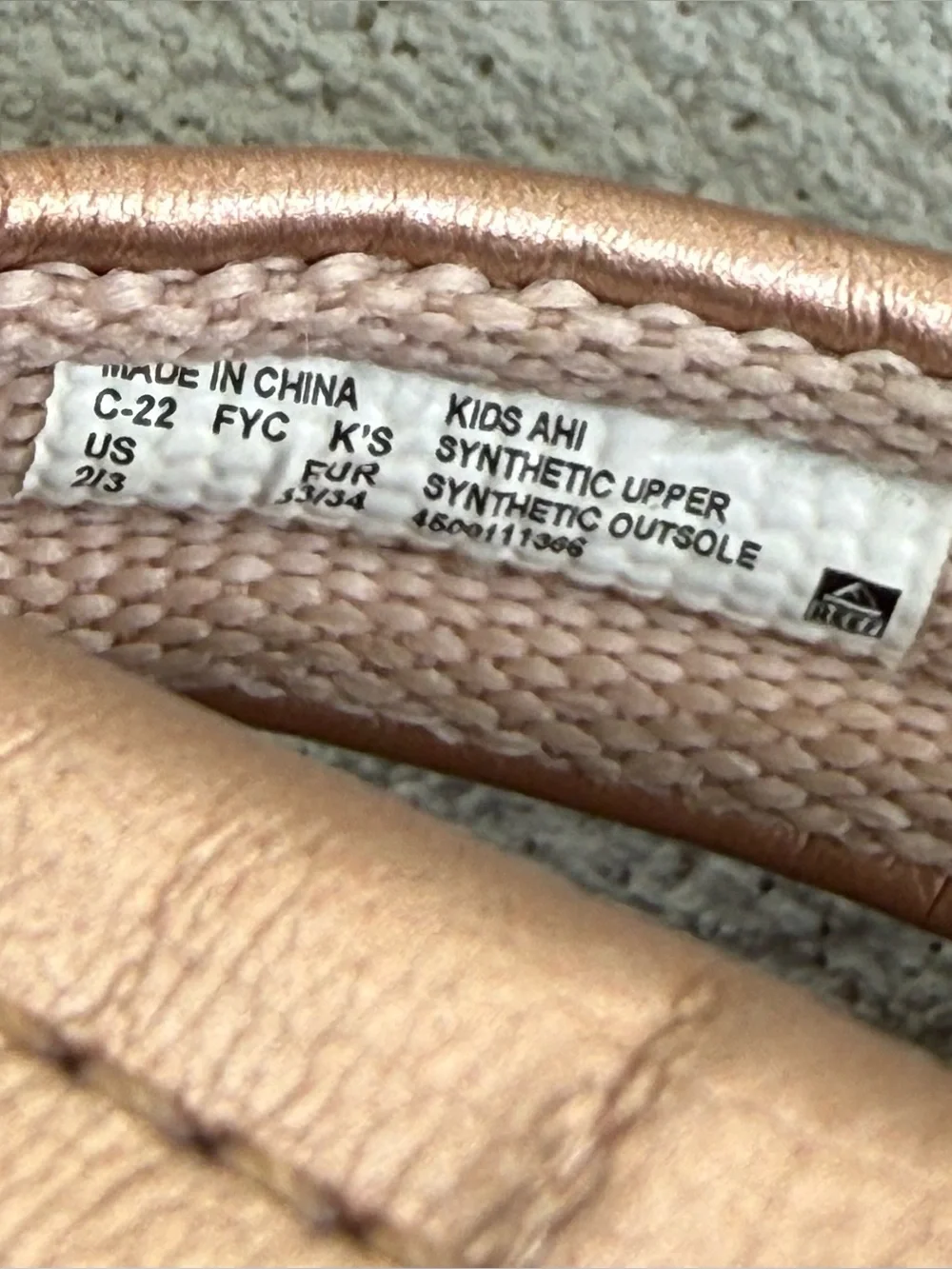 Reef Kids Ahi Leopard Print Flip Flops Rose Gold Thong Sandals Size Youth 2/3